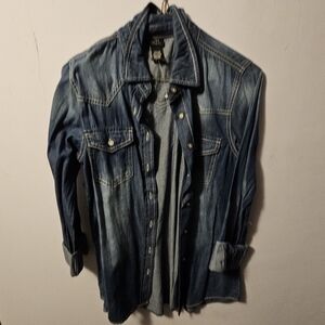 Rue21 Blue Denim Button Down  Shirt, W/Metal And Abalone Buttons Women's Sz. M